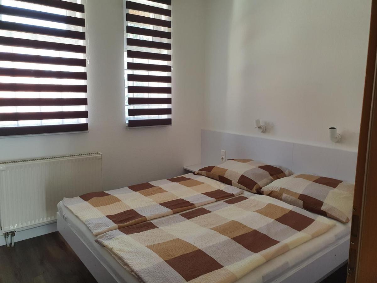 Maja Apartmanhaz 발라톤엘 외부 사진
